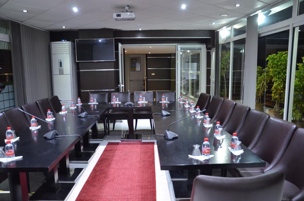 Malak Hotel Rabat Bagian luar foto