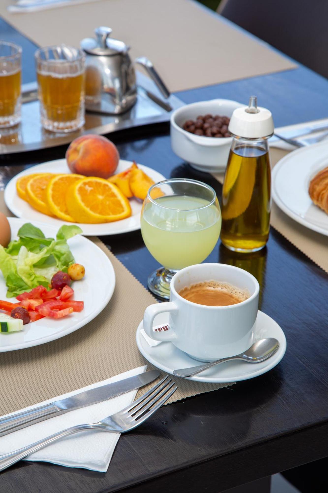 Malak Hotel Rabat Bagian luar foto